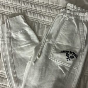 ABERCROMBIE AND FITCH